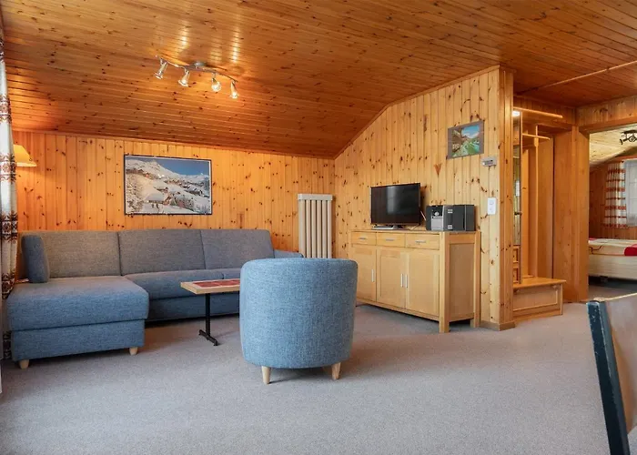 Alouette West Apartmán